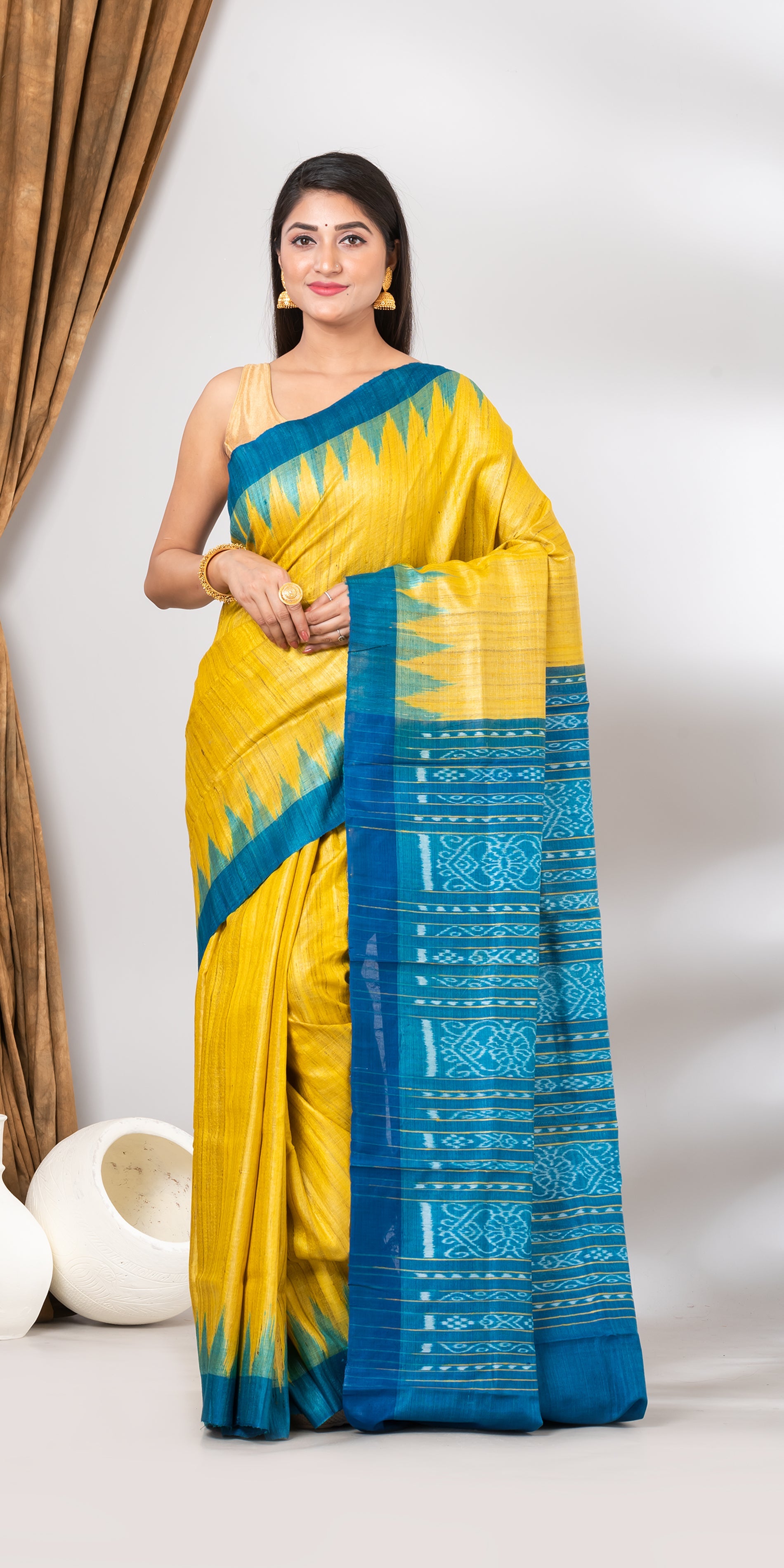 Traditional Gopalpur Tussar Ghicha Silk Saree AB20225930 | Aabesh